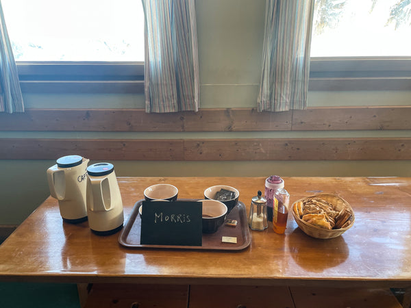 breakfast at the cosmiques hut