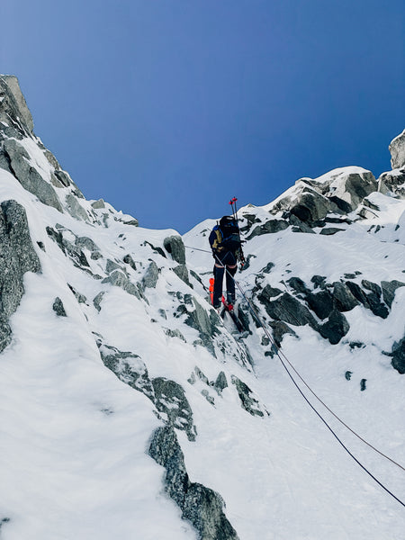 rappeling into the capucin