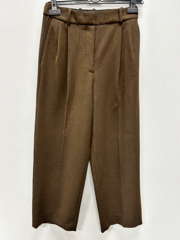 Size 4 Aritzia Babaton Pants #21277 – goodstuffconnection