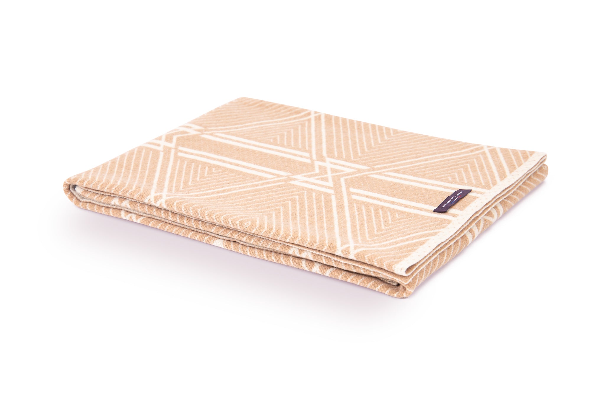 Recycled wool blankets, made in France by La Maison de la Maille