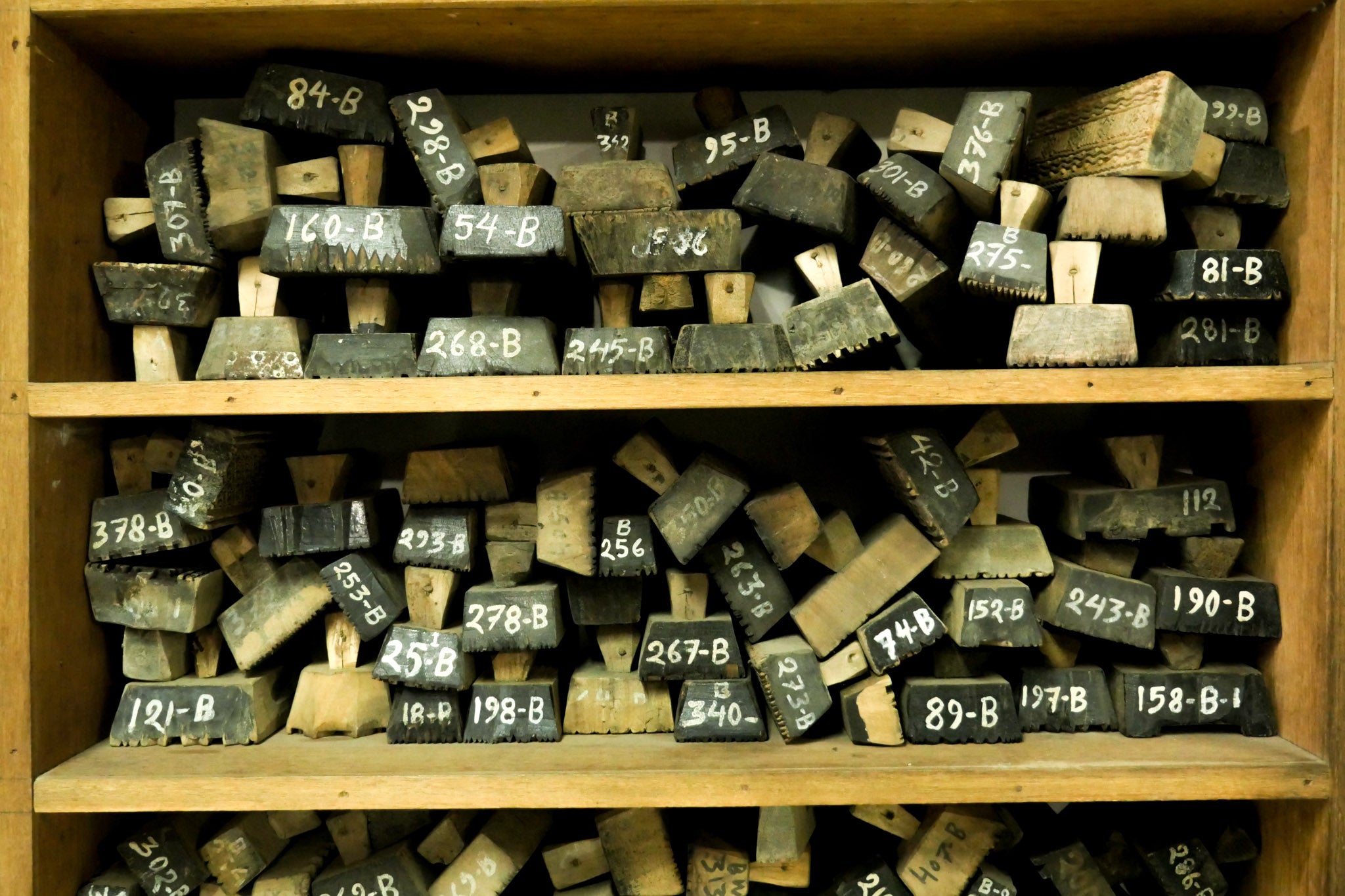 Blockprint library Dhaka, photo Fiona Cameron