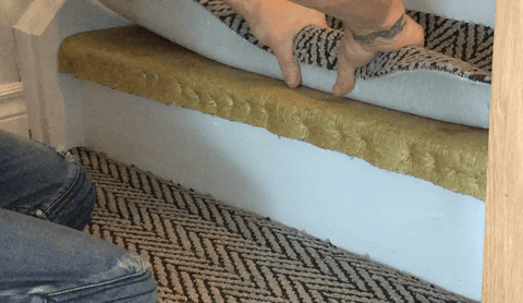 pre-bending stair tread carpet stair tread before stapling
