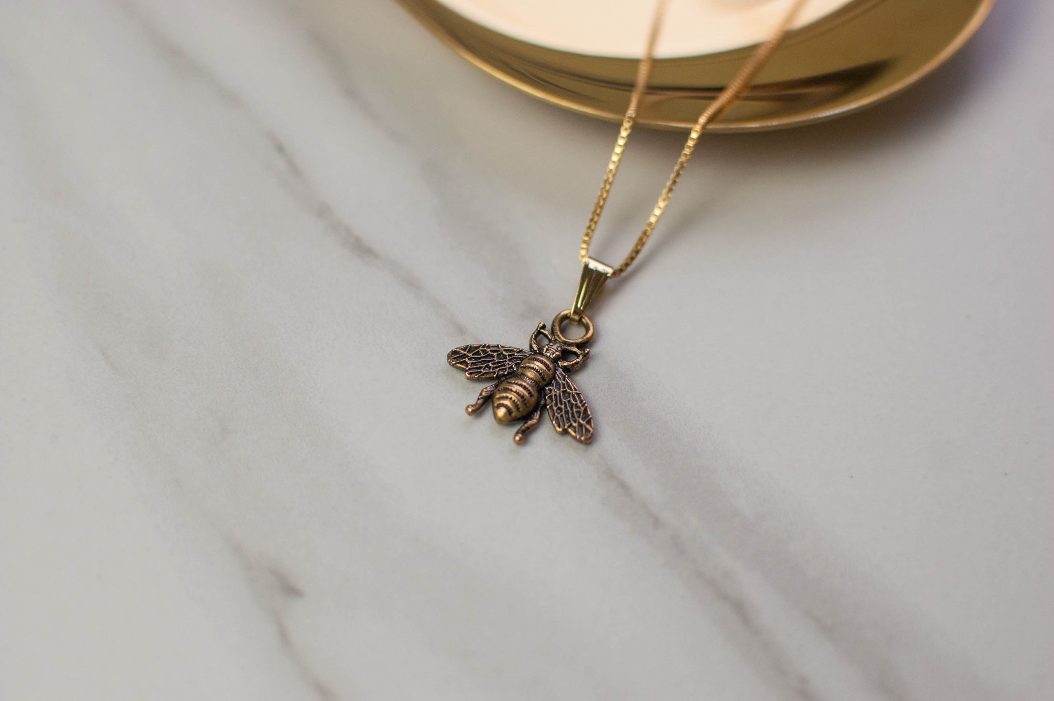 Gucci Bee Necklace – Little Luxe Vintage