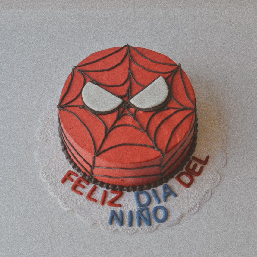 Spiderman | 12 cupcakes – Estefi Pastelería