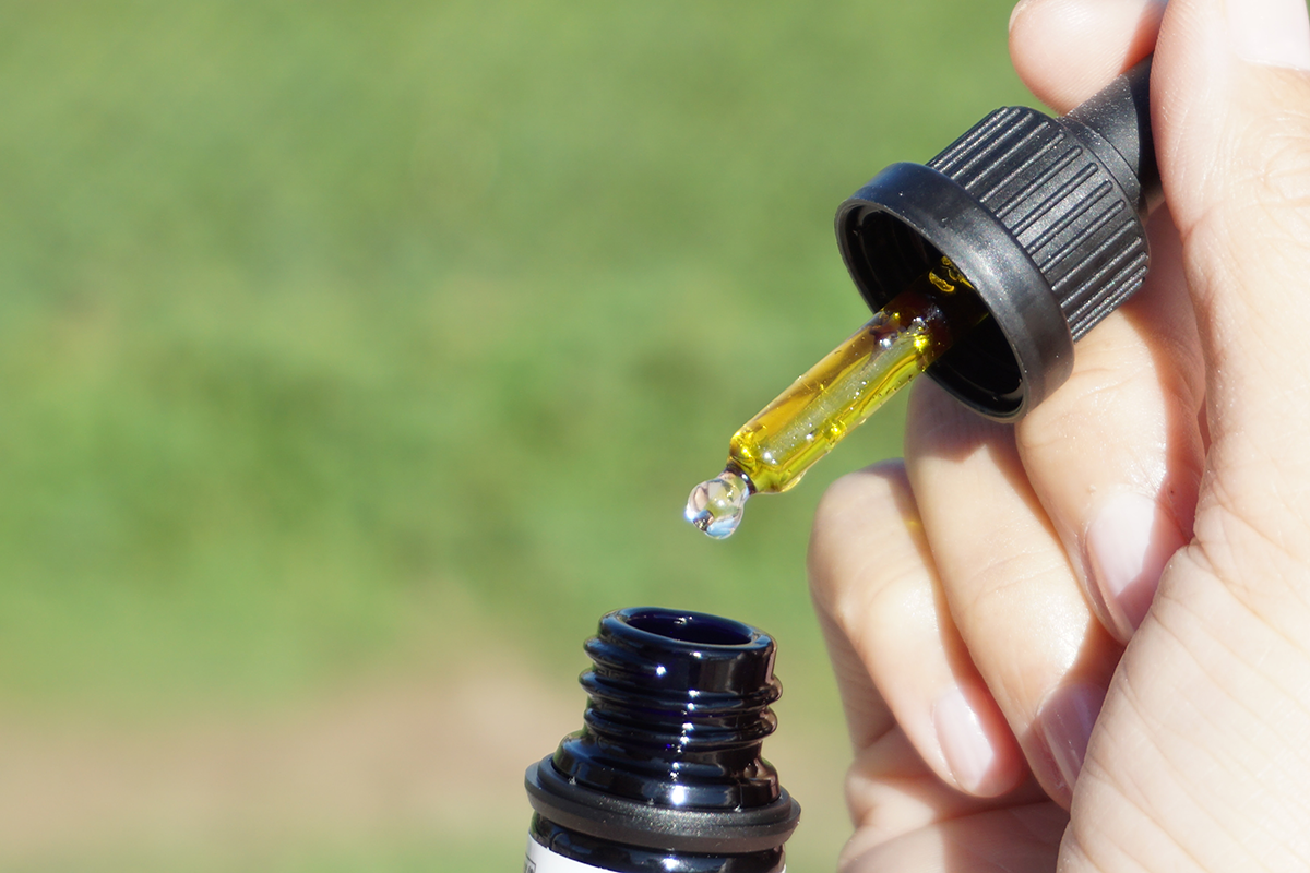 Dosing CBD Oils with Standard Droppers 