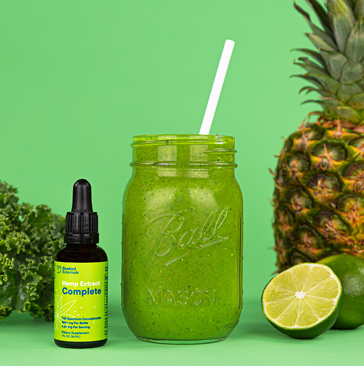 Green smoothie with CBD oil