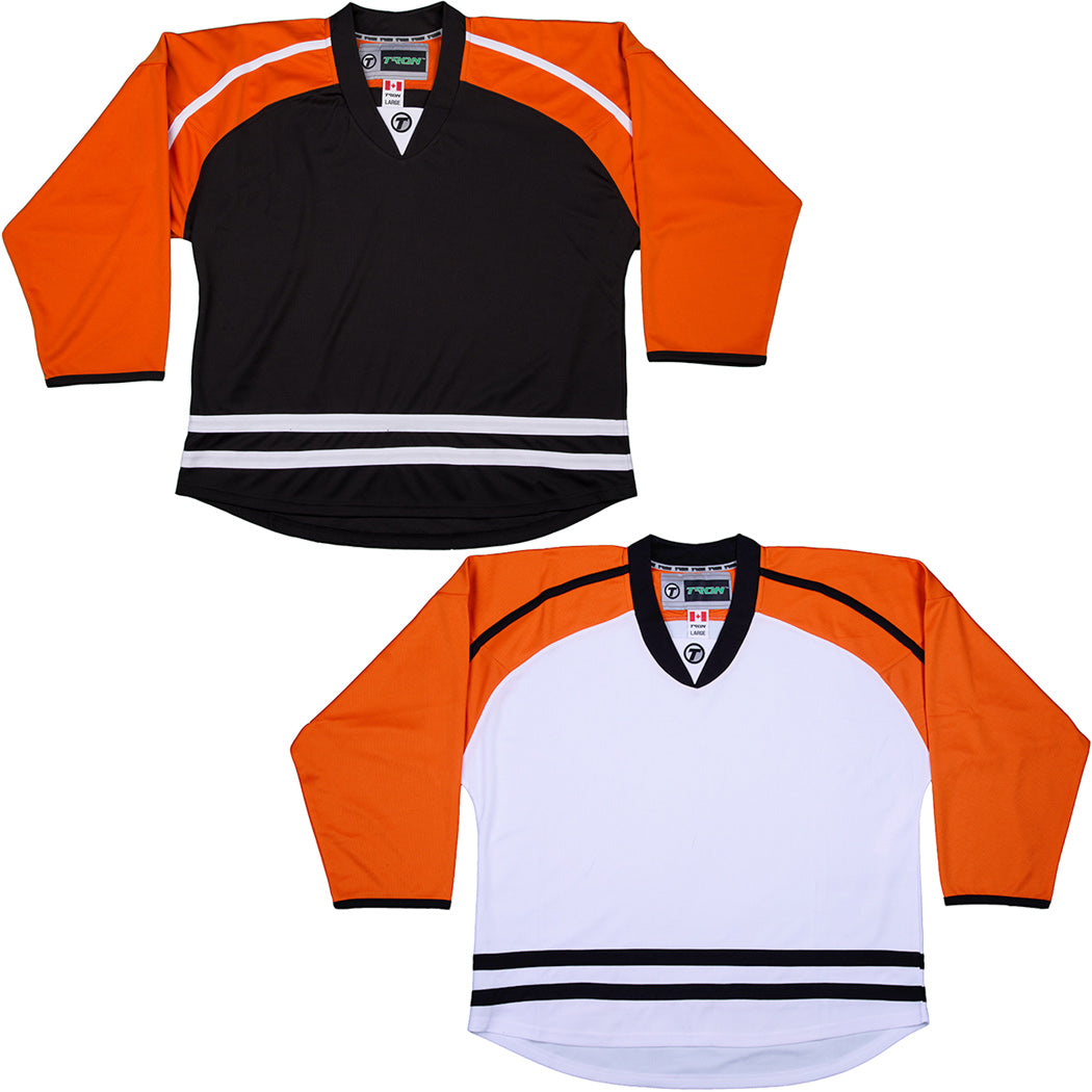 Одежда хк. Хоккейная одежда. Одежда хоккеиста. Хоккейная джерси стиль одежды. Хоккейный свитер Филадельфия серная.