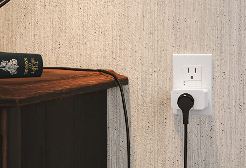 https://cdn.shopify.com/s/files/1/0285/7700/5701/files/Wyze_Smart_Plug_Image_4-crop.jpg?v=1688790628