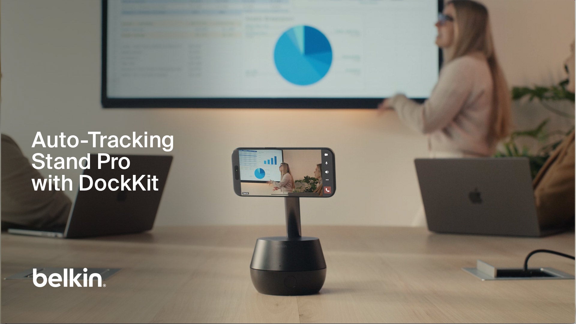 Belkin Auto-Tracking Stand Pro