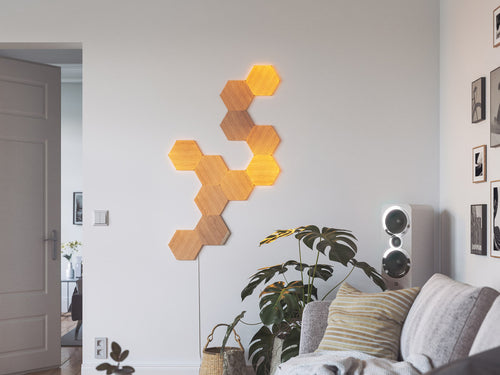 Nanoleaf Elements – Synced