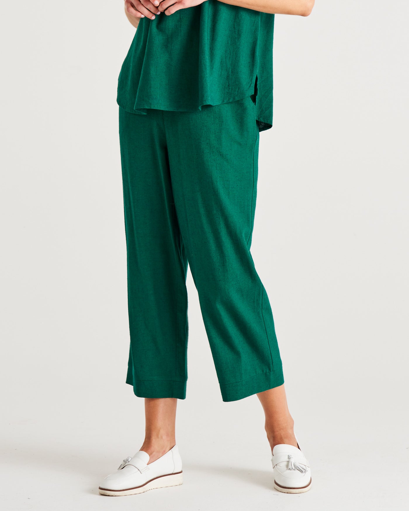 Parker Mid-High Rise Cropped Linen-Blend Pant - Hunter Green