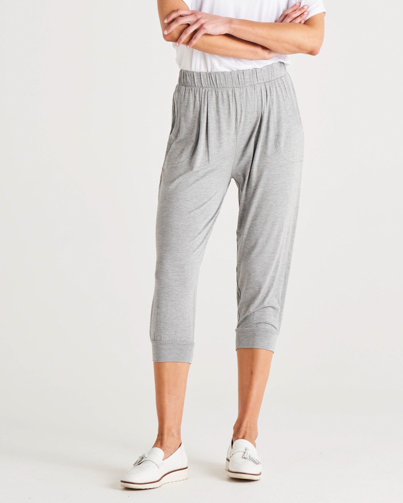 Tokyo Stretchy Mid-Rise Cropped 3/4 Jogger Pants - Grey Marle