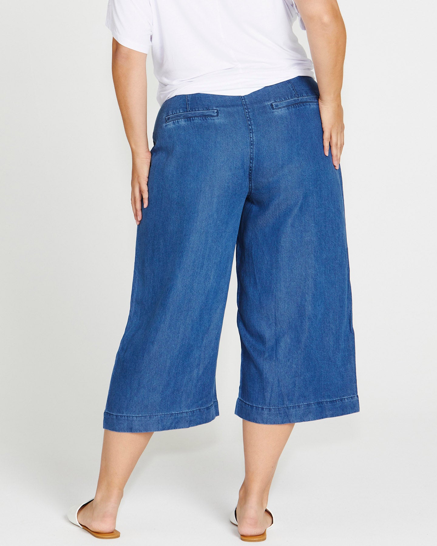 Apollo Bay Mid-High Rise Elastic Waist Lyocell Wide Leg Crop Pant - Antique Indigo