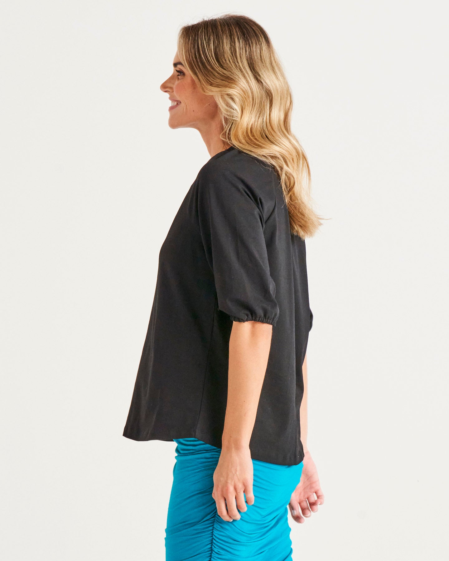 Prue Tee - Black