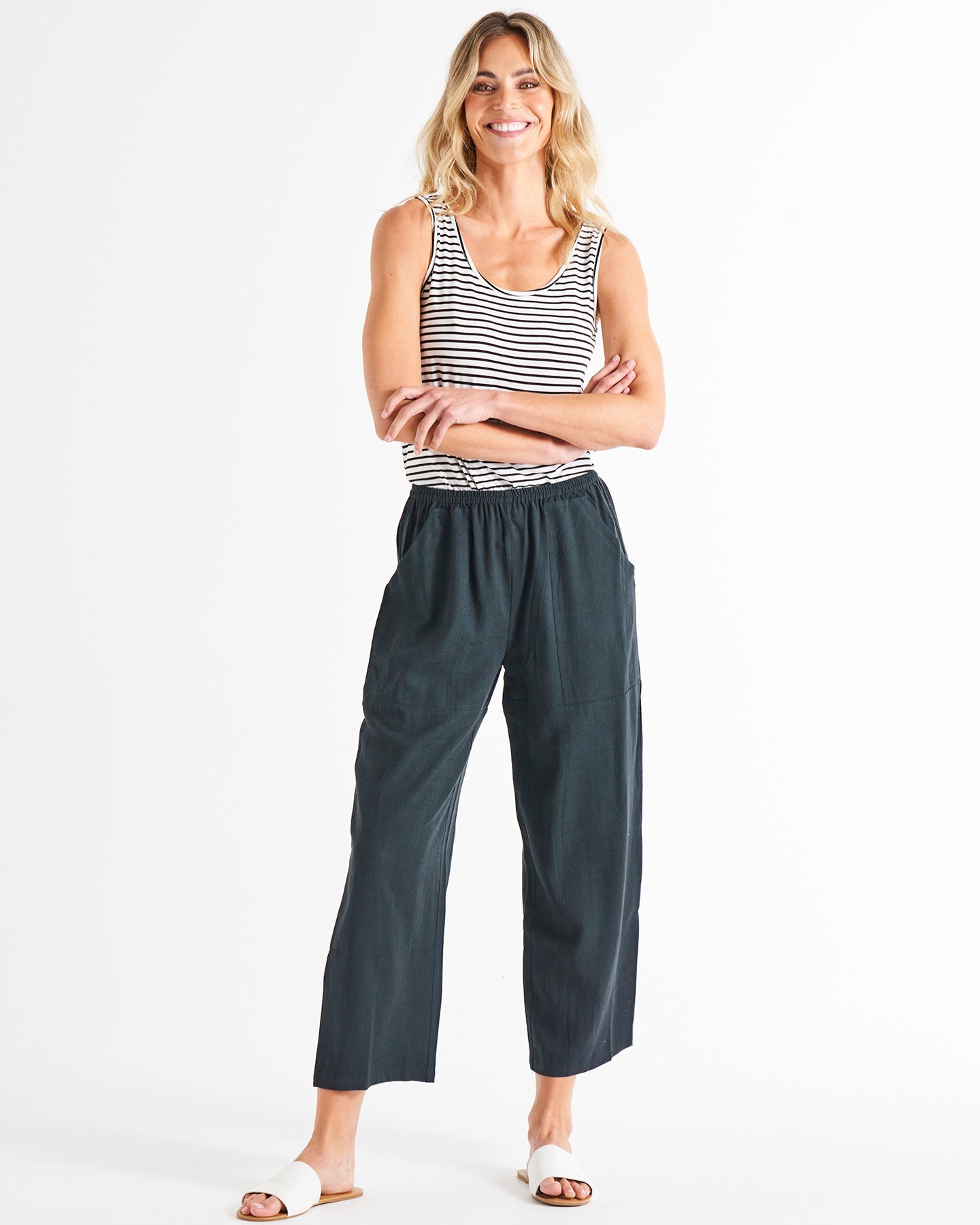 Reef High-Rise Ankle Split Linen-Blend Beach Pants - Coal