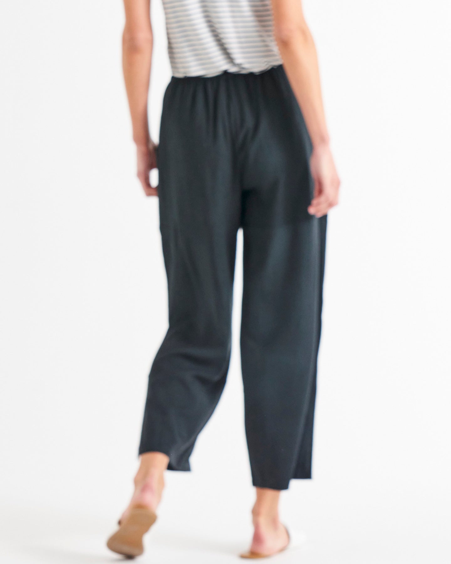 Reef High-Rise Ankle Split Linen-Blend Beach Pants - Coal