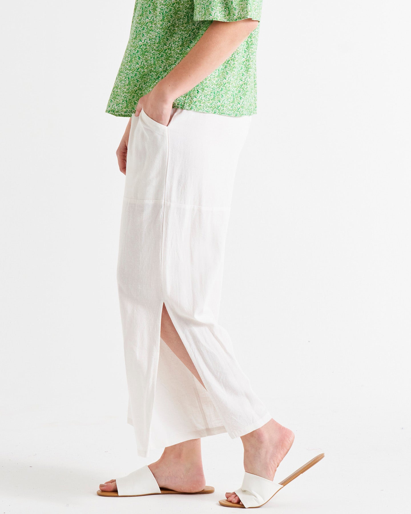 Reef High-Rise Ankle Split Linen-Blend Beach Pants - White