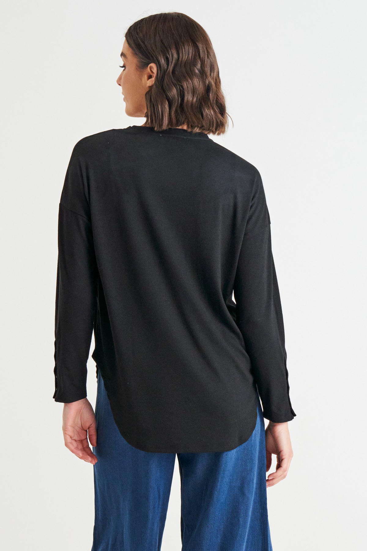 Malika Relaxed Drape Ribbed Long Sleeve Tee - Black