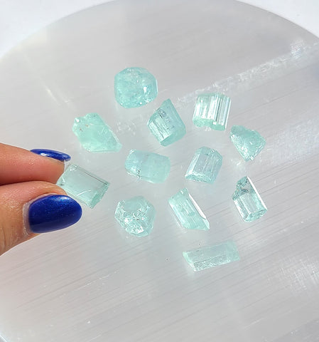 aquamarine crystals for anxiety
