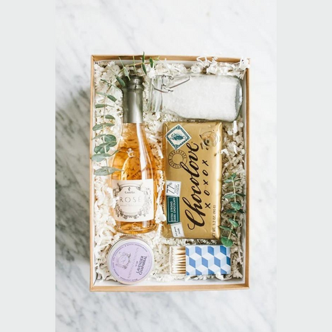 A Charming Bubble Bath Gift Box for sentimental DIY Christmas gift ideas