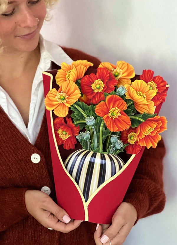 FreshCut Paper Red Roses Bouquet Card