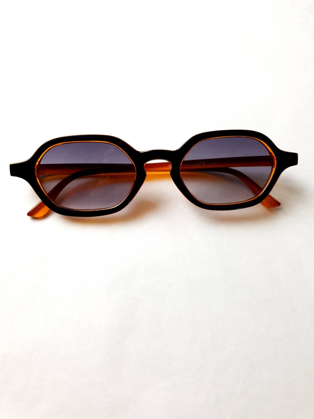 Gafas Negras Interior Naranja La Mona Checa Vintage