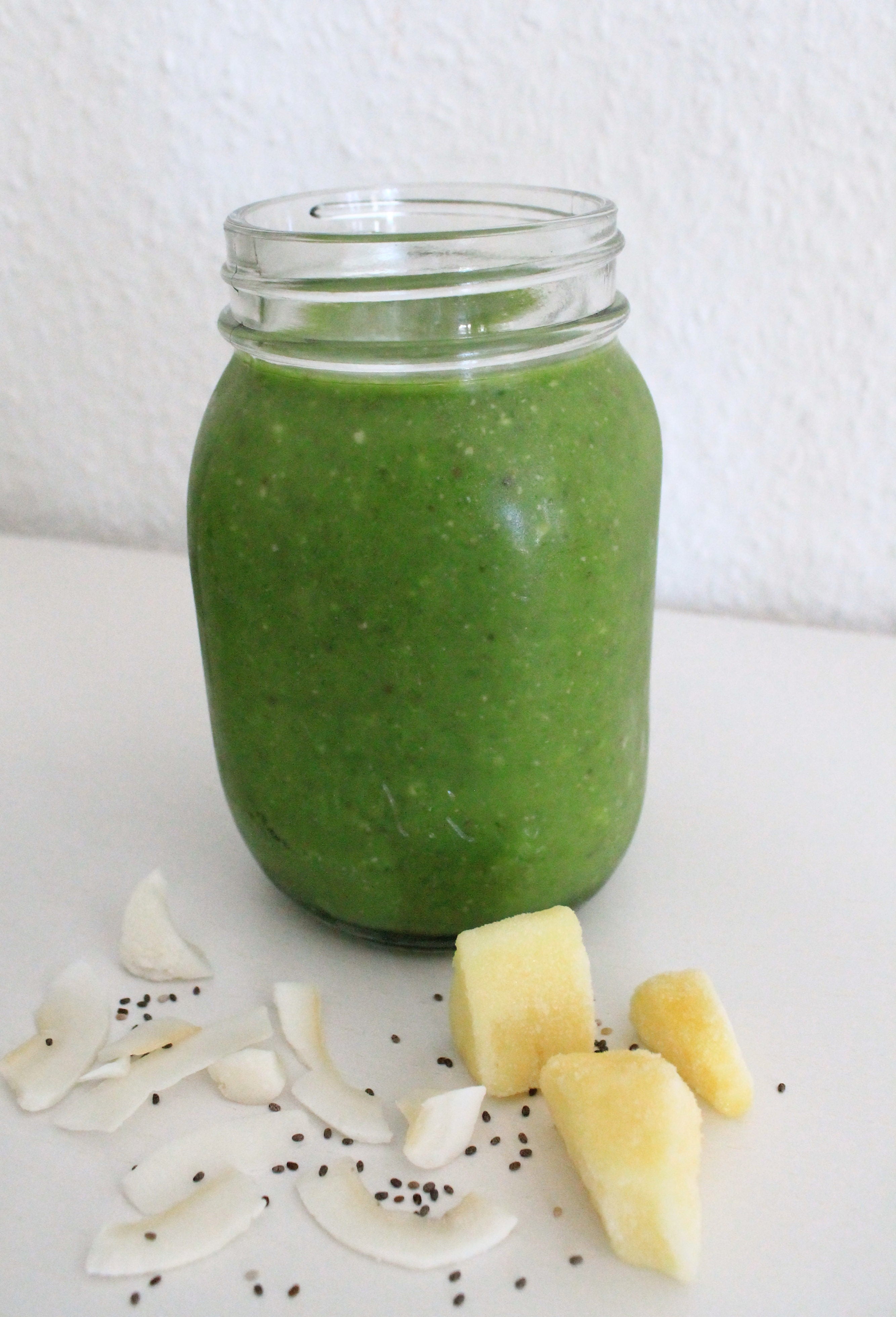 Der Green Piña Colada Smoothie