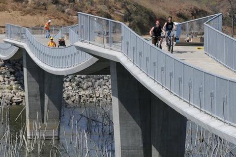 LAKE HODGES SUSPENSION BRIDGE