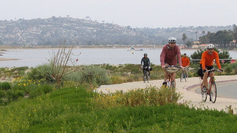 CYCLISTS ENJOYING SAN DIEGO'S MISSION BAY