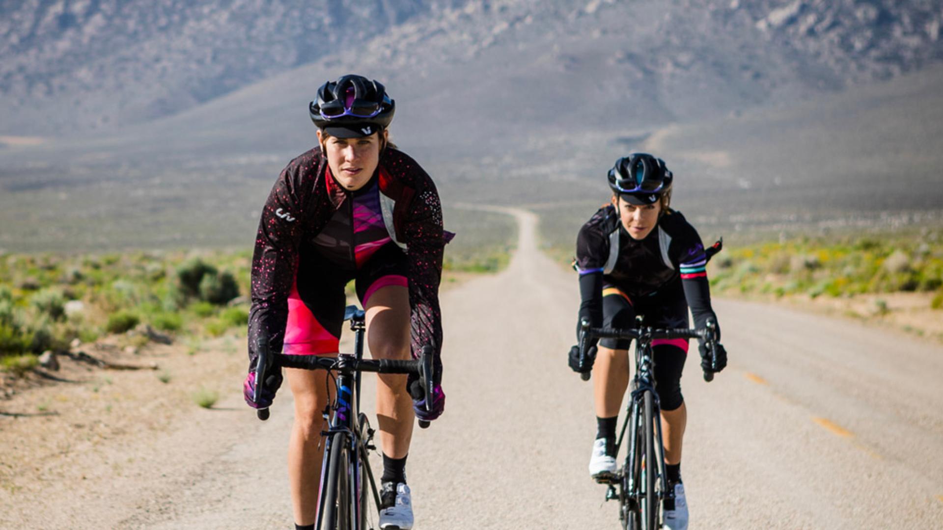 Women road cyclists
