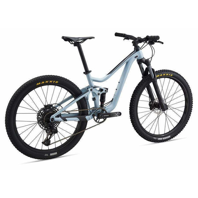 giant junior mountain bike