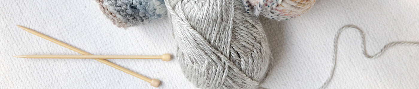 Clover Tunisian Crochet Hook Interchangeable Set (Sizes E to L) – Lion  Brand Yarn