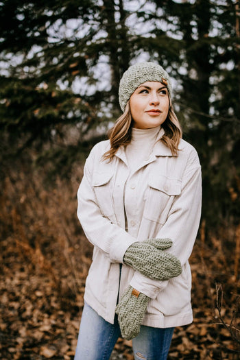 Knit Kit - Rainbow Hat and Cowl Set – Lion Brand Yarn