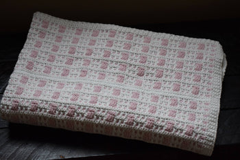 Afghan & Blanket Kits – Lion Brand Yarn
