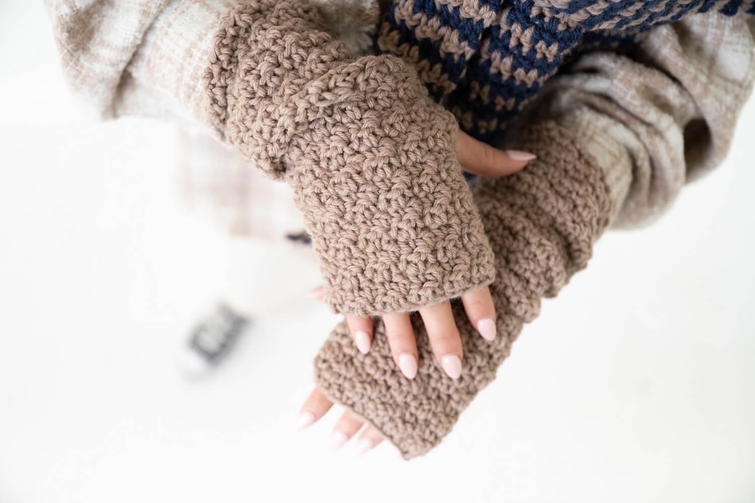 Image of Fingerless Gloves (Crochet)