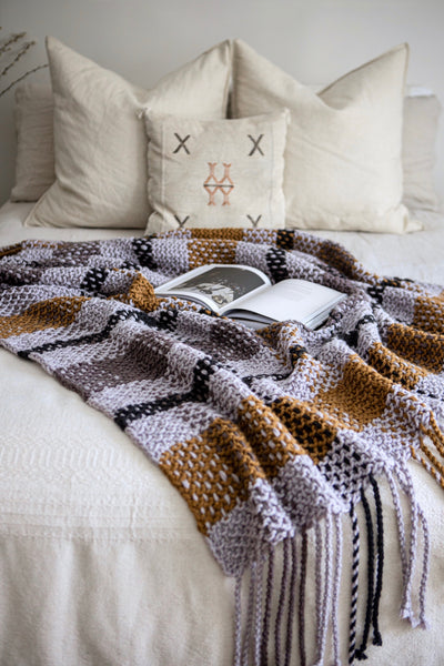 Knit Kit - Moonstone Plaid Blanket – Lion Brand Yarn