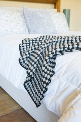 Hazlitt Throw (Crochet) – Lion Brand Yarn