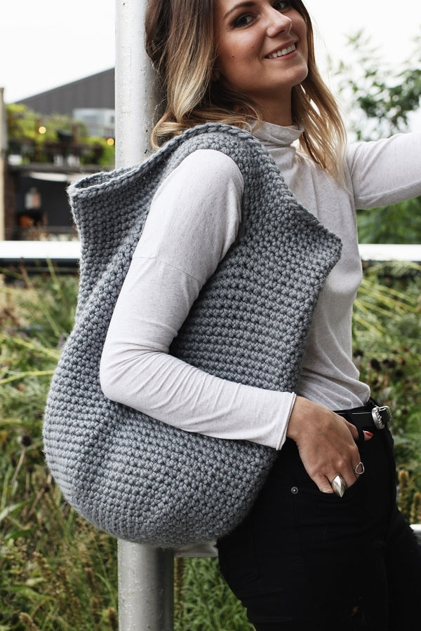 Crochet Kit - Modern Knot Bag – Lion Brand Yarn