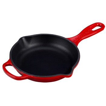 Le Creuset Enameled Cast Iron Signature Red 10 1/4 Skillet — Las Cosas  Kitchen Shoppe