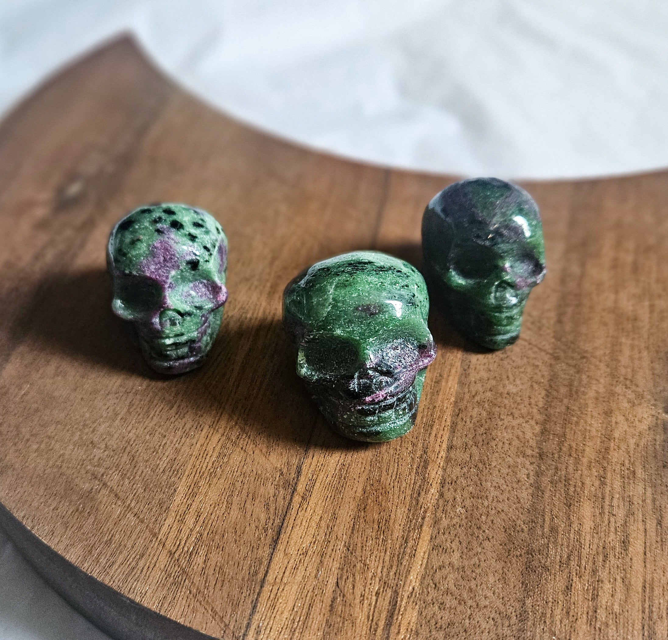 Skull – Small Ruby Zoisite