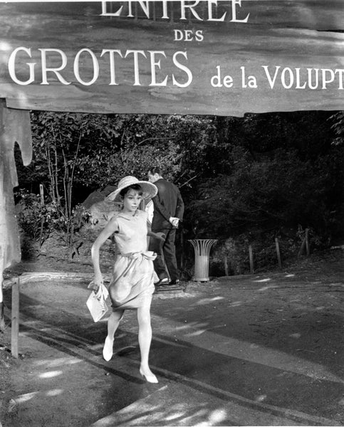 Audrey Hepburn in Paris When it Sizzles (1964)