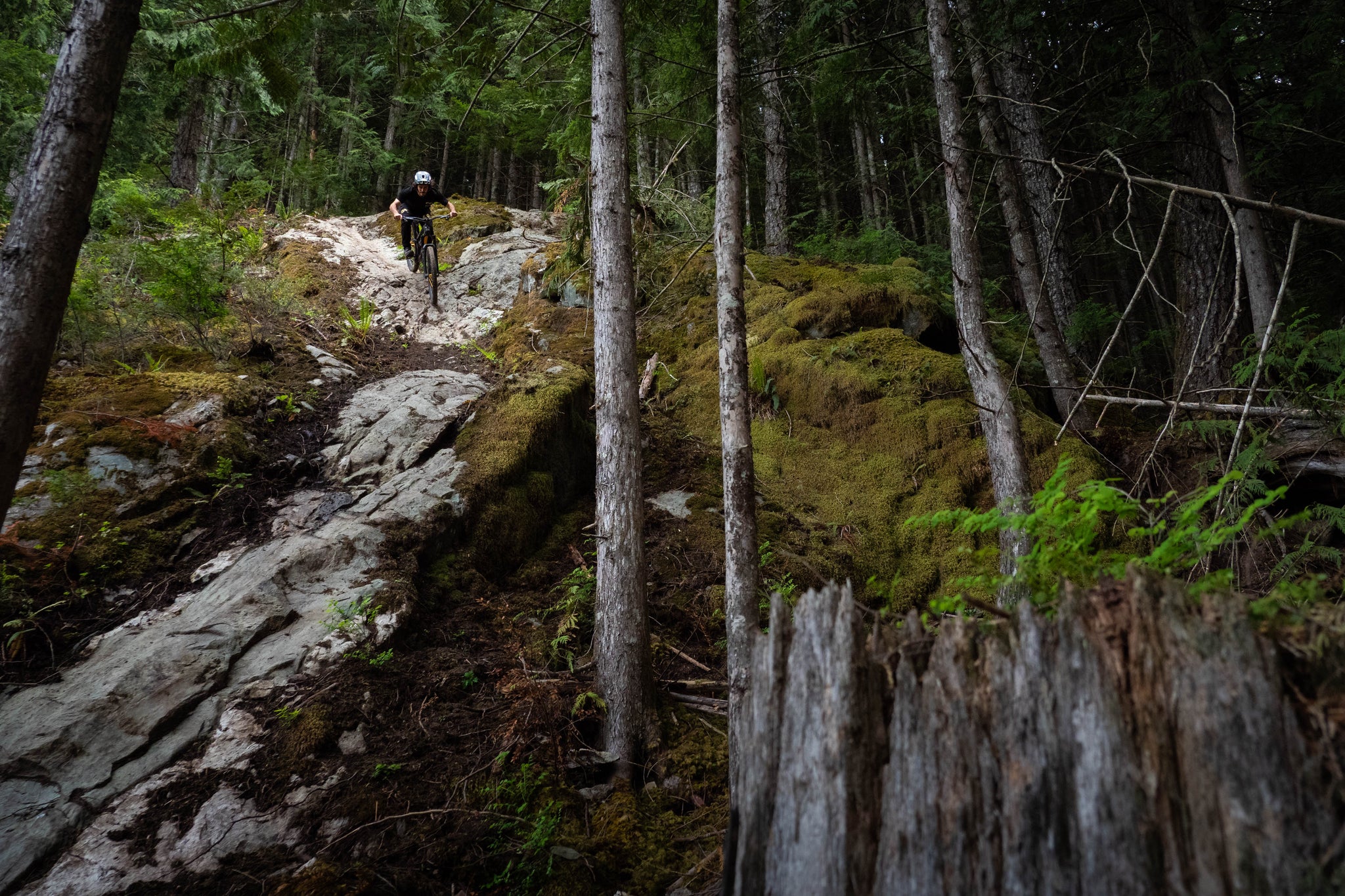 Yoann Barelli Riding His Signature Guerrilla Gravity Gnarvana down a steep rock slab