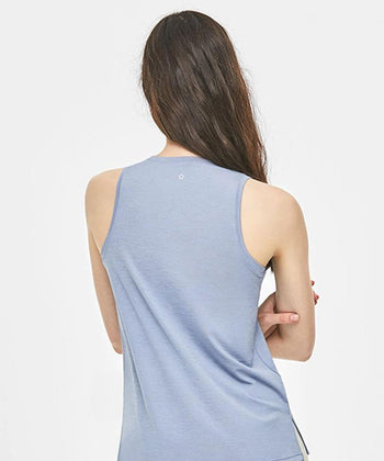 Women's Basic Solid Scoop Neck Racerback Tank Top With Built in Shelf Bra  Shirt – St. John's Institute (Hua Ming)