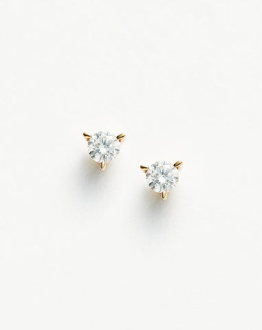 0.620Ct Genuine Lab Grown Diamond Stud Earrings in 18k Yellow Gold DEF /  VVS-VS at USD 419 - USD 420 / piece in Surat