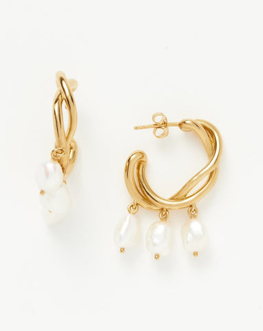 Lulus x Casa Clara | Gold Pearl Drop Earrings | Womens | One Size | Lulus Exclusive | Novelty