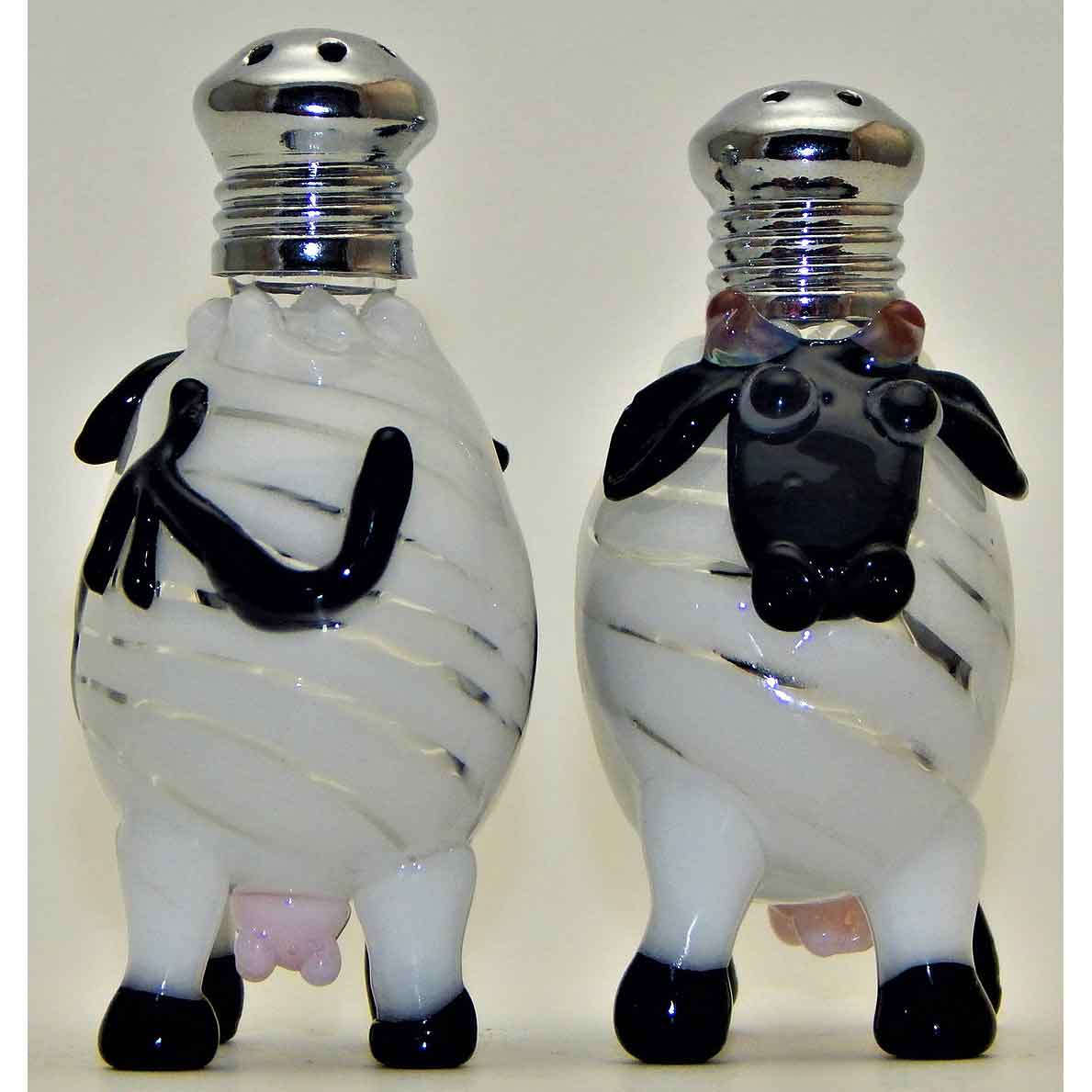 Cows Blown Glass Salt and Pepper Shaker 260 by Four Sisters Art Glass