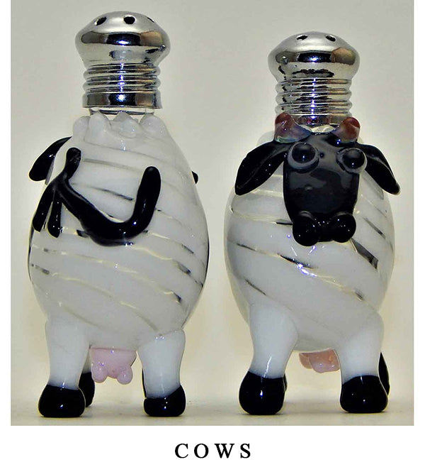 Cows Blown Glass Salt and Pepper Shaker 260 by Four Sisters Art Glass