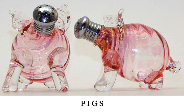 Pigs Blown Glass Salt and Pepper Shaker 257 by Four Sisters Art Glass