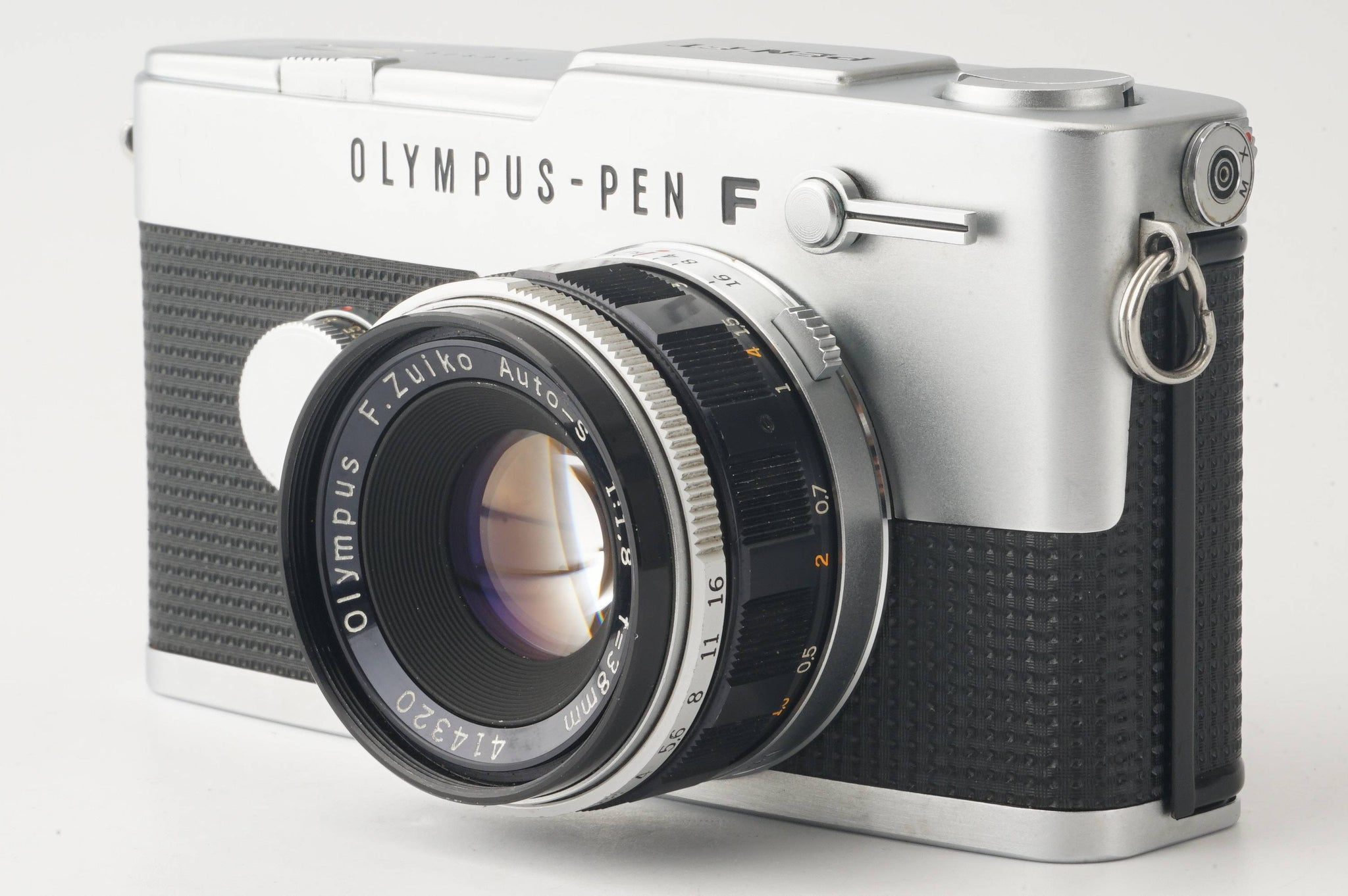 Olympus PEN FT / F.Zuiko Auto-S 38mm f/1.8 – Natural Camera