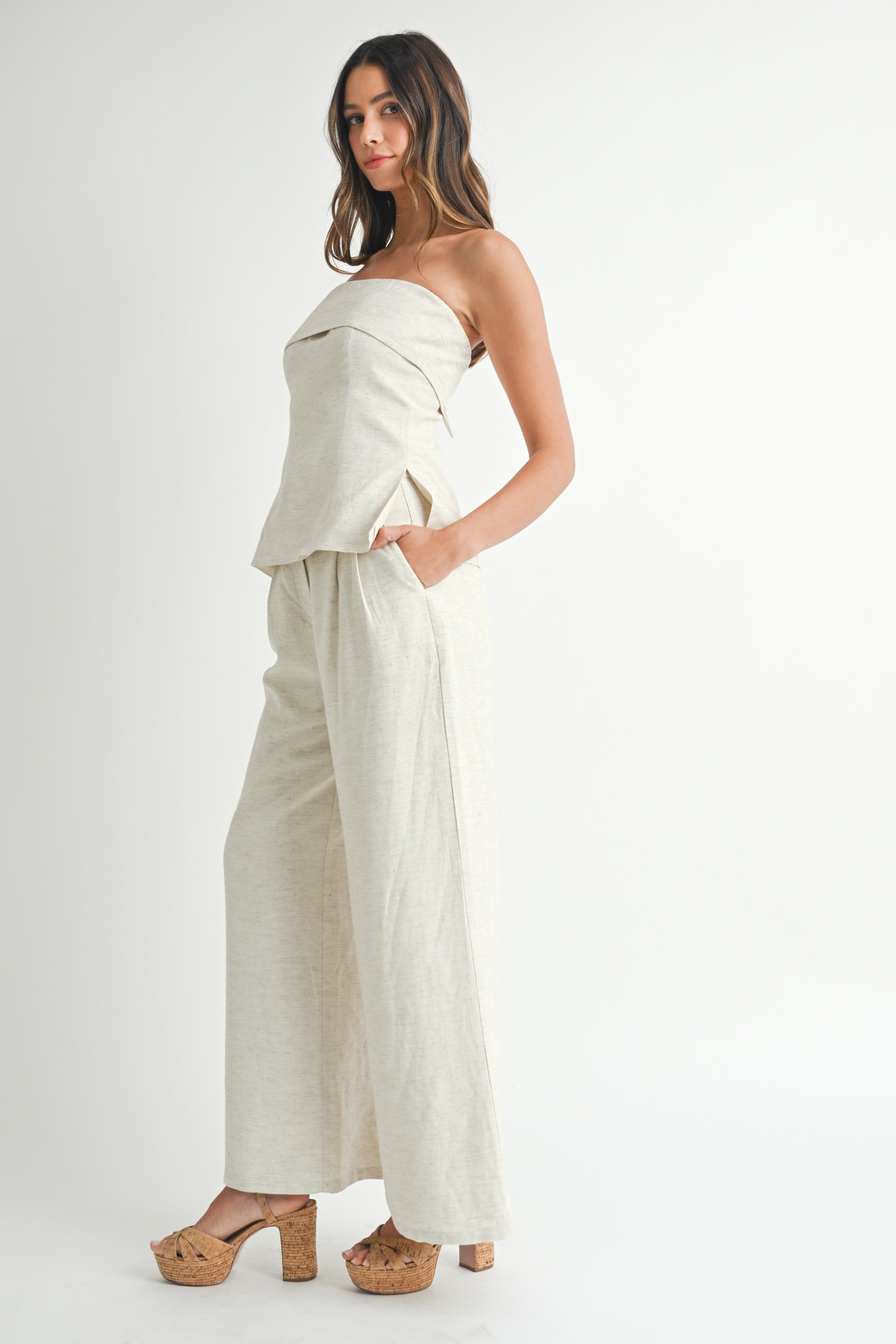 TO AND PANTS SET.
